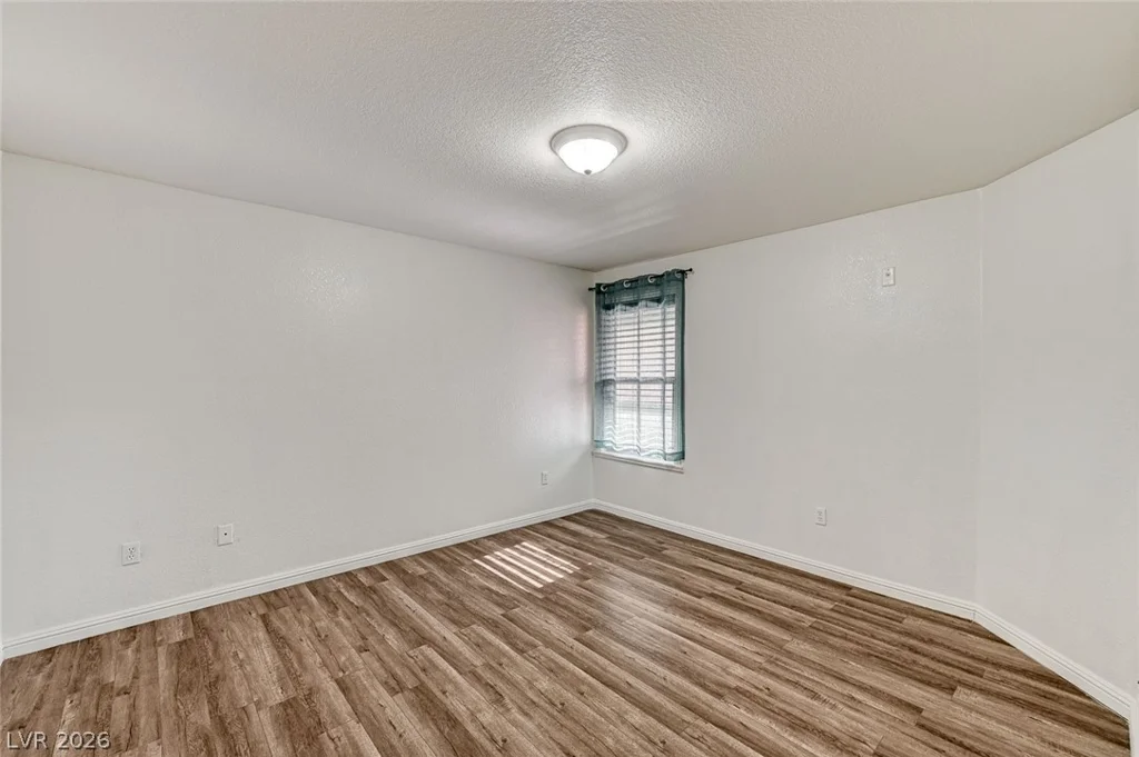 8101 Flamingo, Las Vegas, NV 89147