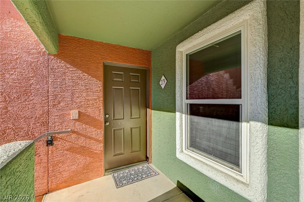 8101 Flamingo, Las Vegas, NV 89147