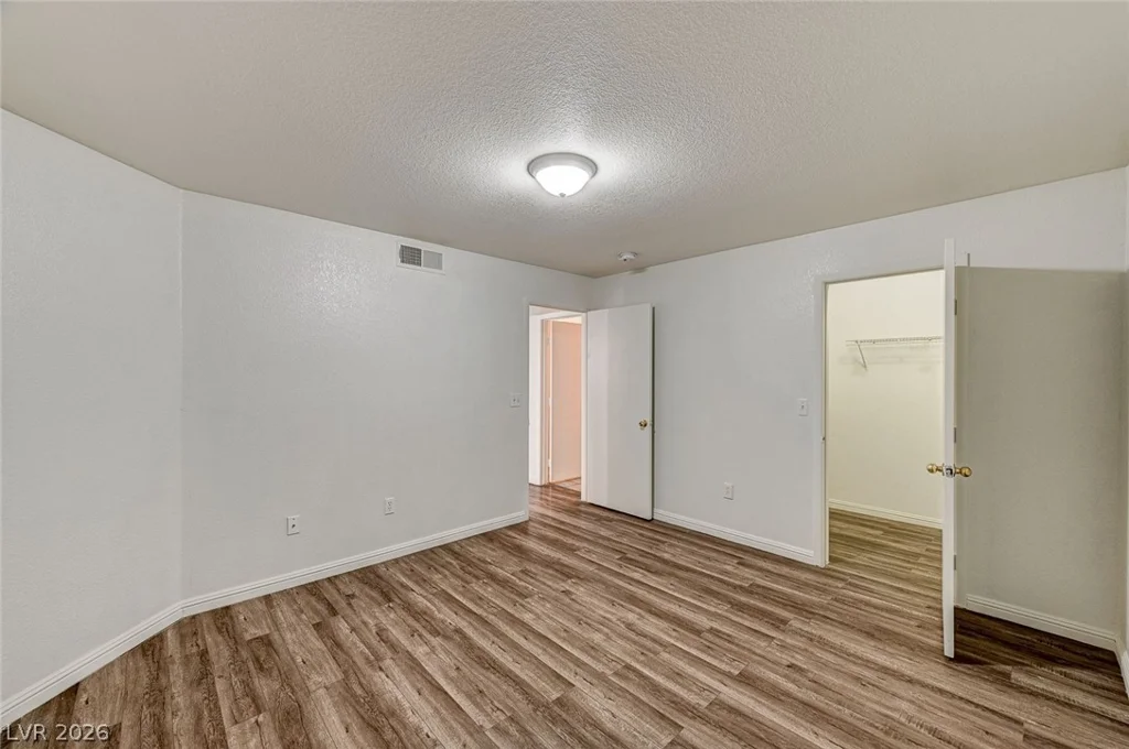 8101 Flamingo, Las Vegas, NV 89147