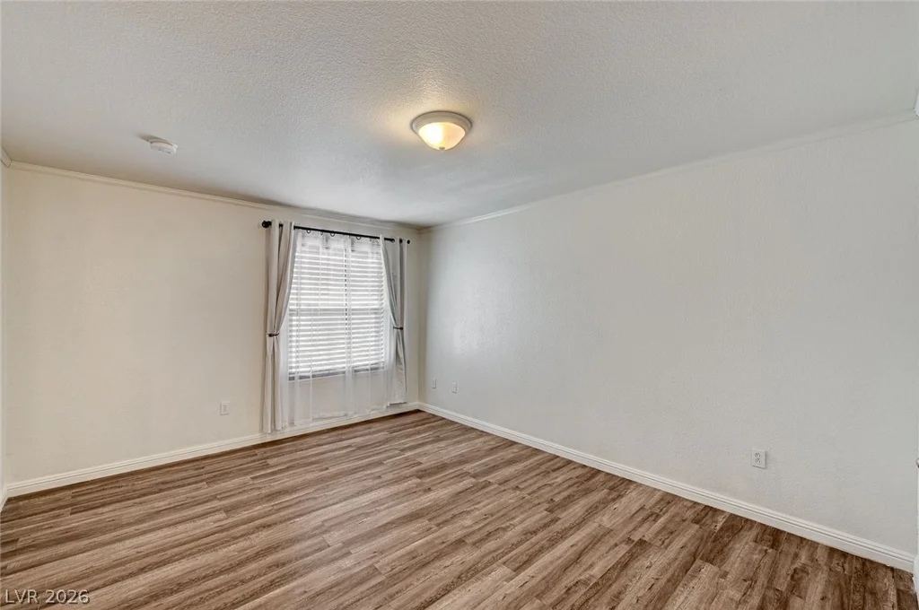 8101 Flamingo, Las Vegas, NV 89147