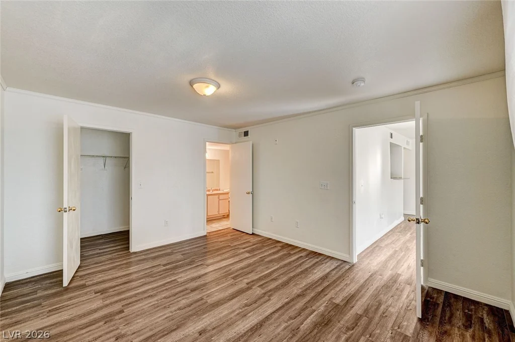 8101 Flamingo, Las Vegas, NV 89147