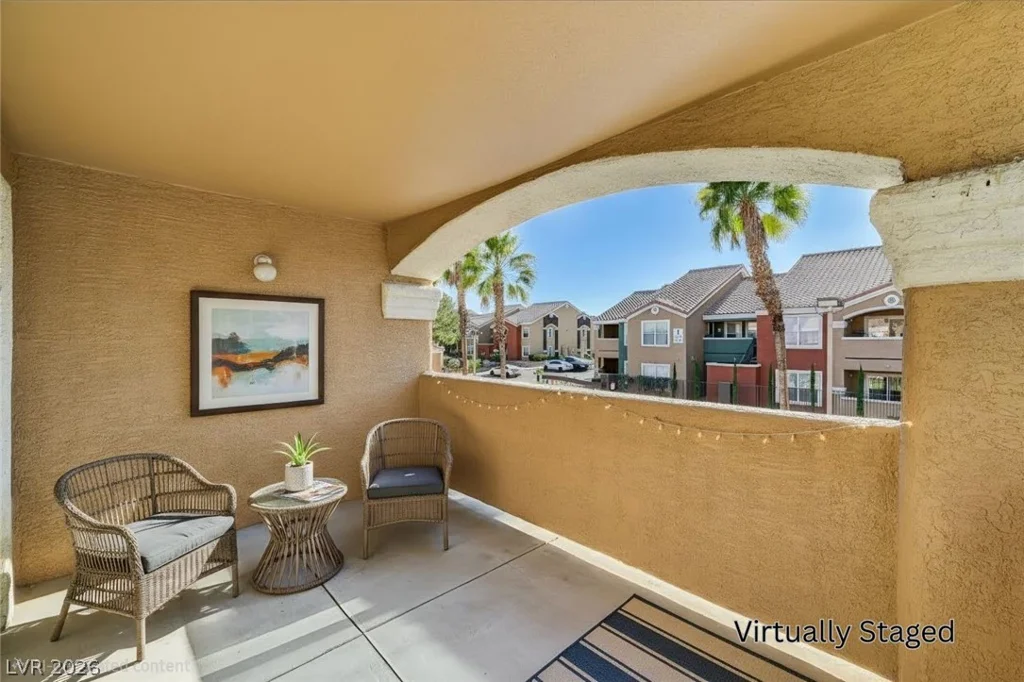 8101 Flamingo, Las Vegas, NV 89147