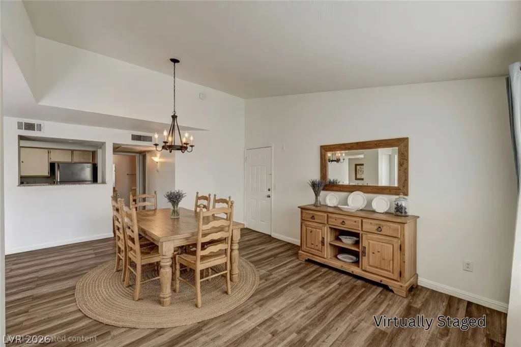 8101 Flamingo, Las Vegas, NV 89147