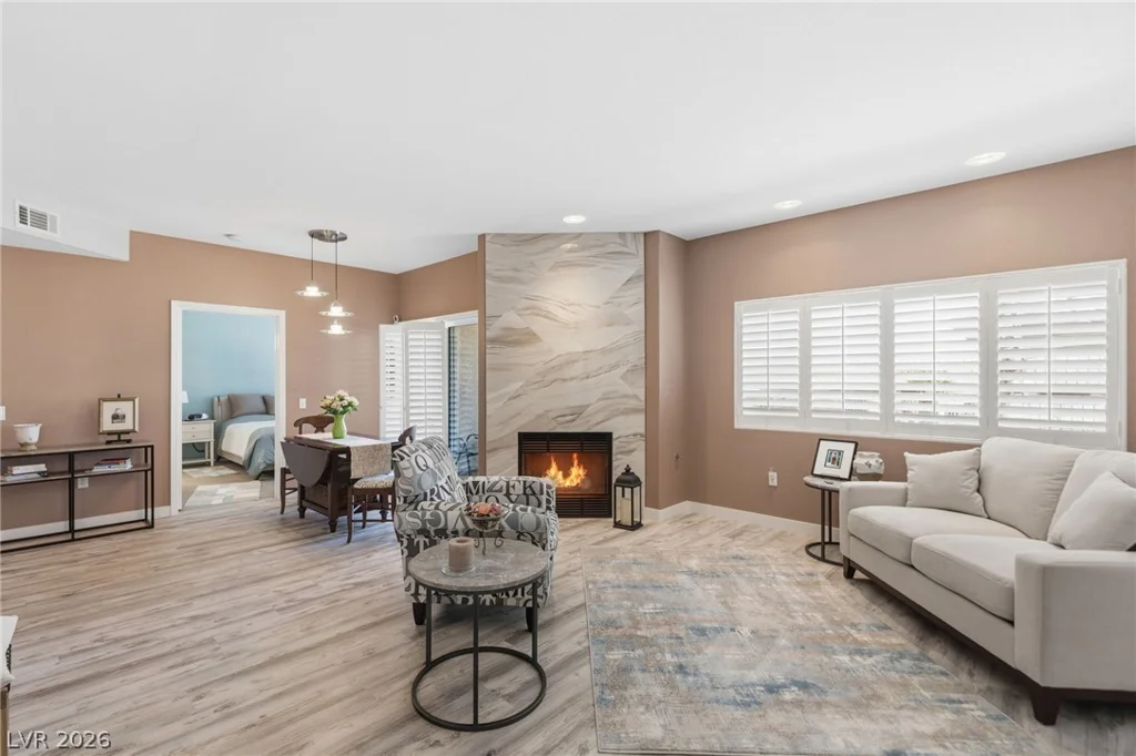 8725 Flamingo, Las Vegas, NV 89147