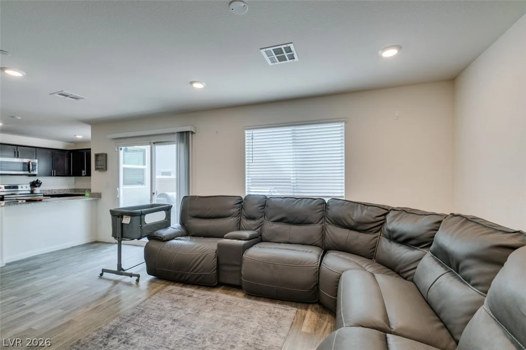 2683 Weathered Copper, Las Vegas, NV 89086