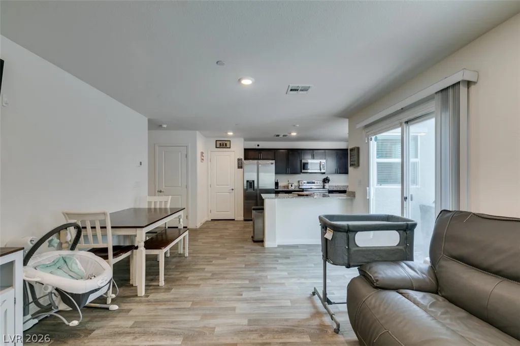 2683 Weathered Copper, Las Vegas, NV 89086