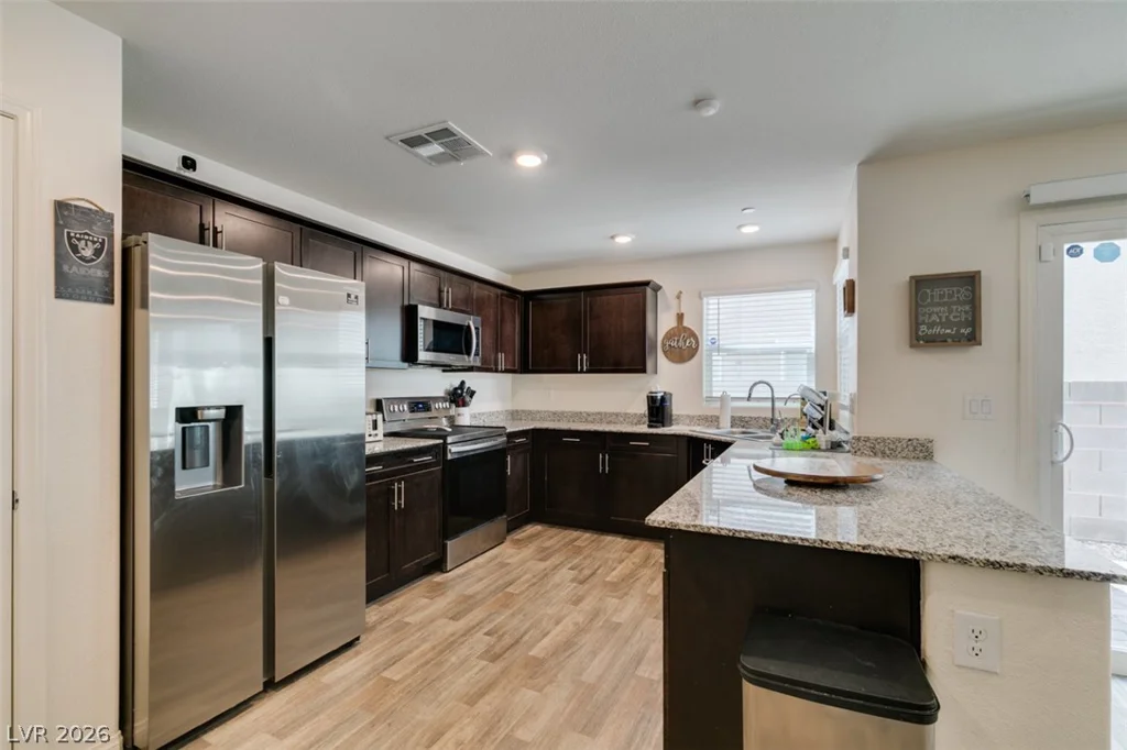 2683 Weathered Copper, Las Vegas, NV 89086