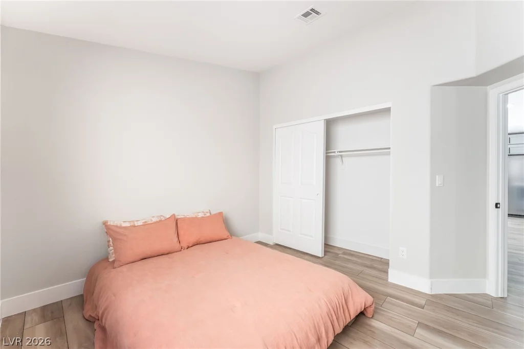 2128 Crestline Falls, Las Vegas, NV 89134