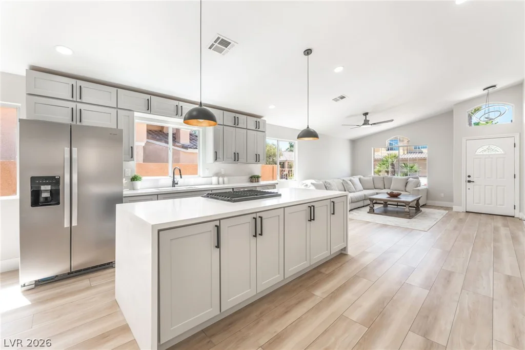 2128 Crestline Falls, Las Vegas, NV 89134