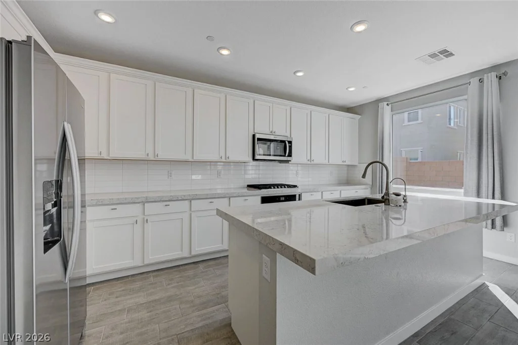 881 Dunkirk River, Henderson, NV 89011