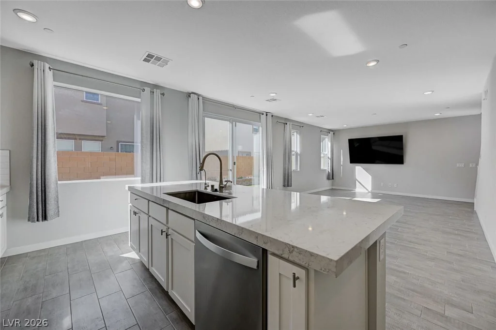 881 Dunkirk River, Henderson, NV 89011