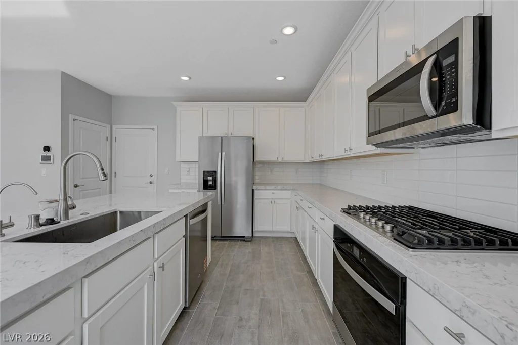 881 Dunkirk River, Henderson, NV 89011