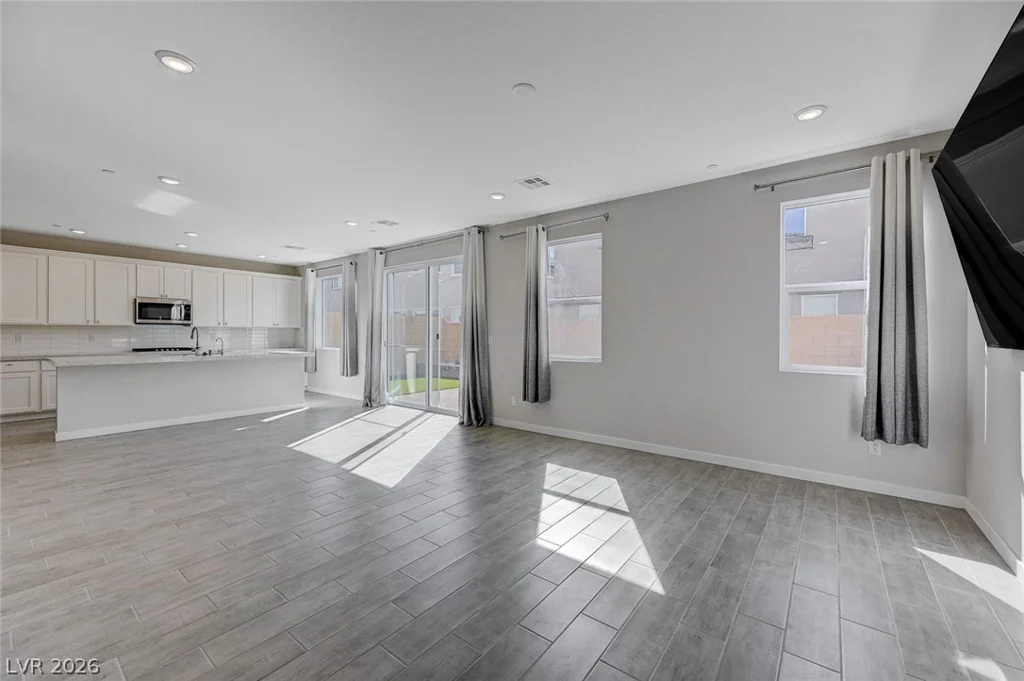 881 Dunkirk River, Henderson, NV 89011
