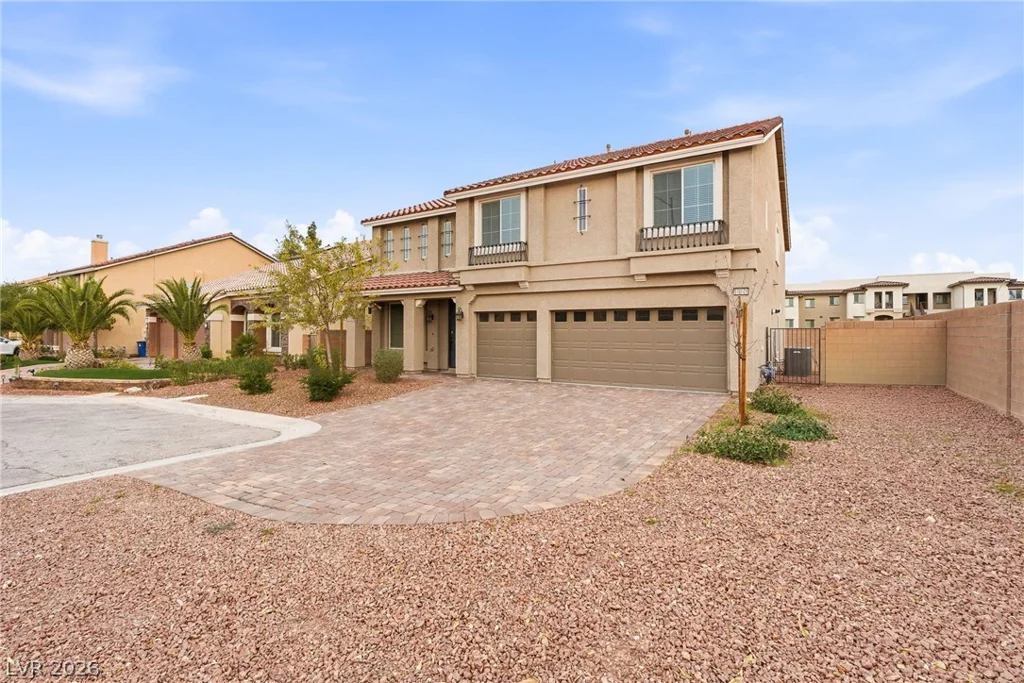 10048 Pipestone, Las Vegas, NV 89141