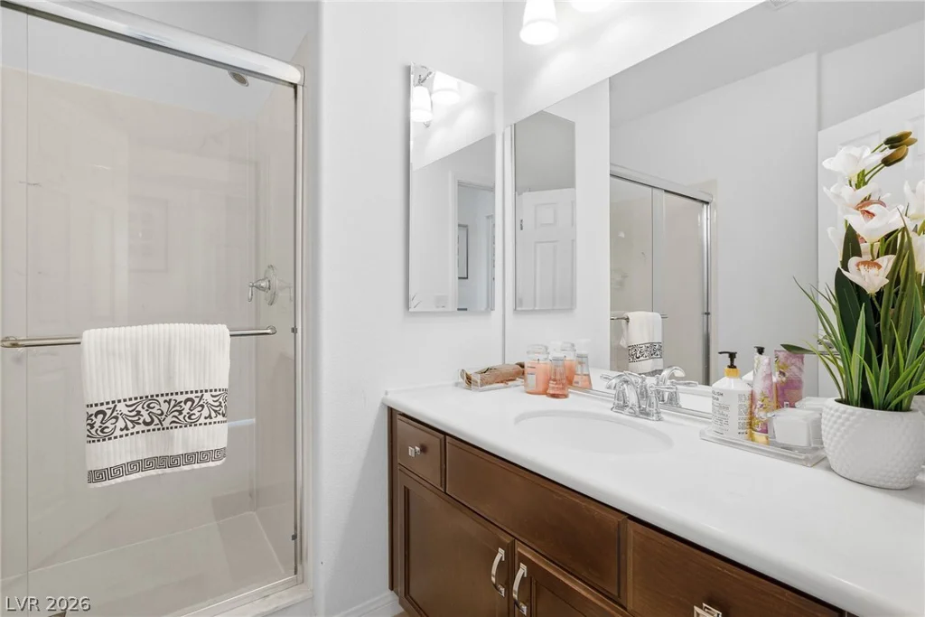 10048 Pipestone, Las Vegas, NV 89141