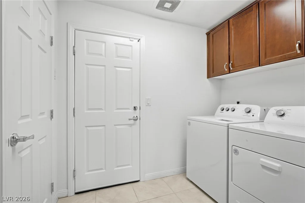 10048 Pipestone, Las Vegas, NV 89141