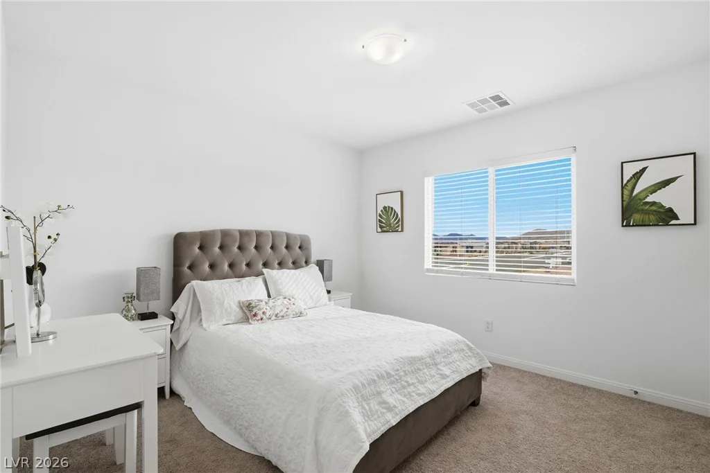 10048 Pipestone, Las Vegas, NV 89141