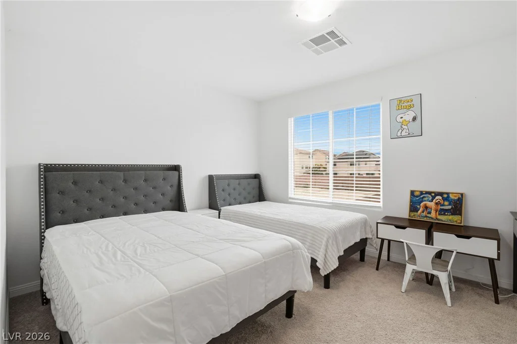 10048 Pipestone, Las Vegas, NV 89141