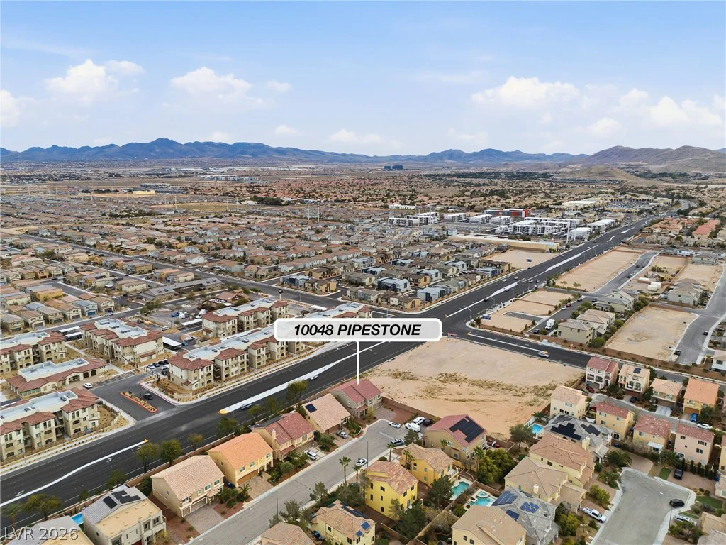 10048 Pipestone, Las Vegas, NV 89141