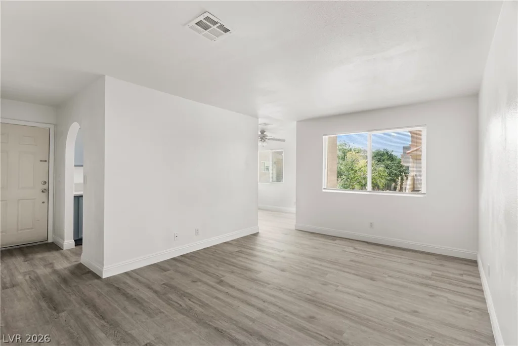 1842 Decatur, Las Vegas, NV 89108