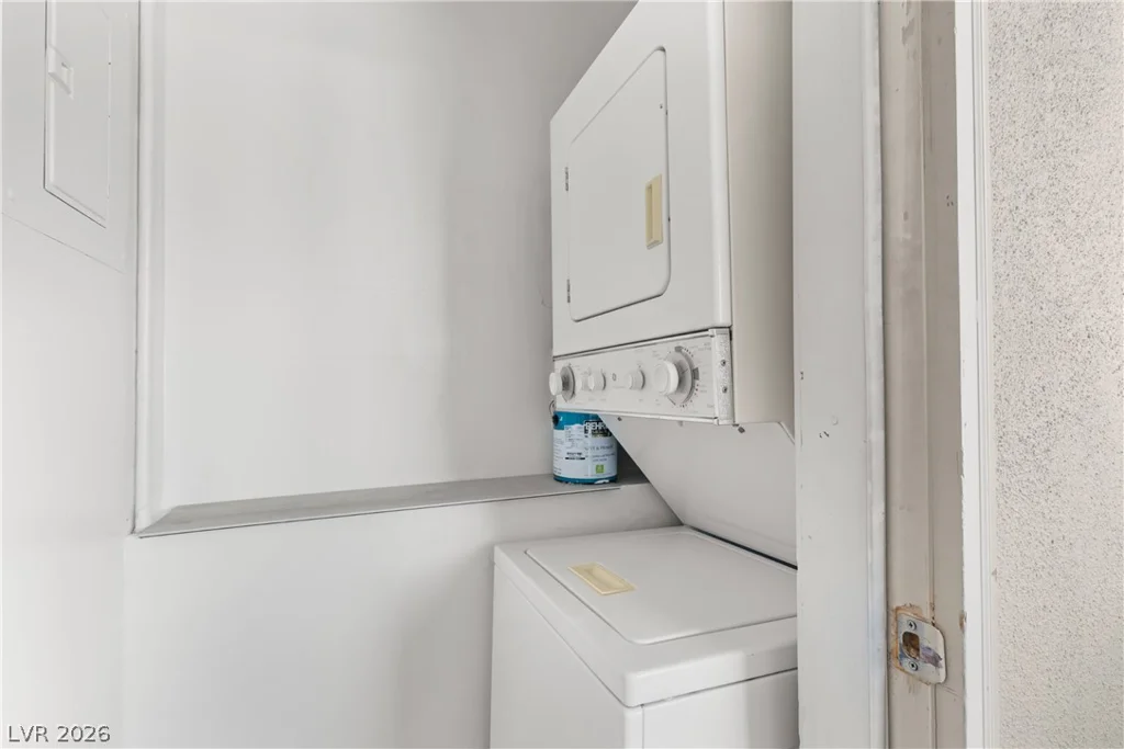 1842 Decatur, Las Vegas, NV 89108
