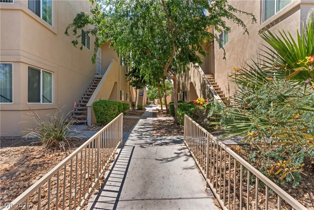 1842 Decatur, Las Vegas, NV 89108