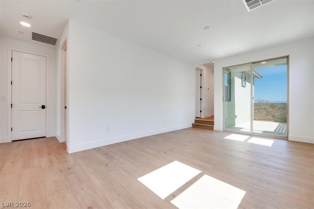 12186 Pink Sunrise, Las Vegas, NV 89138