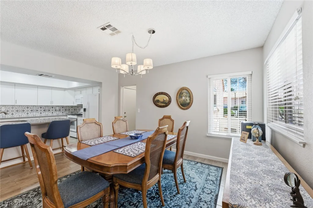 586 Cervantes, Henderson, NV 89014
