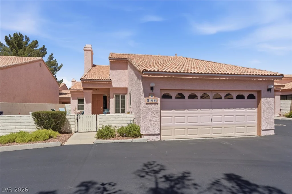 586 Cervantes, Henderson, NV 89014