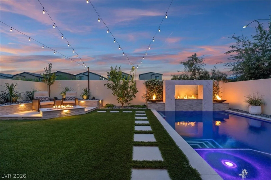 5633 LOWELL CLIFF, North Las Vegas, NV 89081