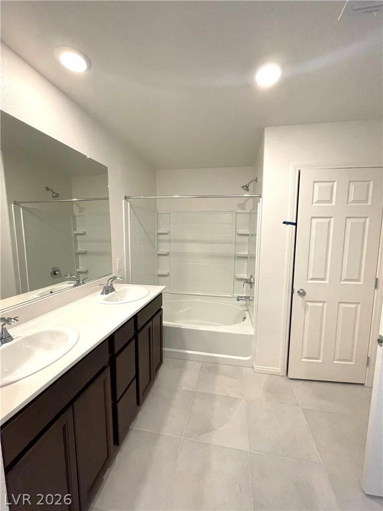 4056 Campeche, Las Vegas, NV 89121
