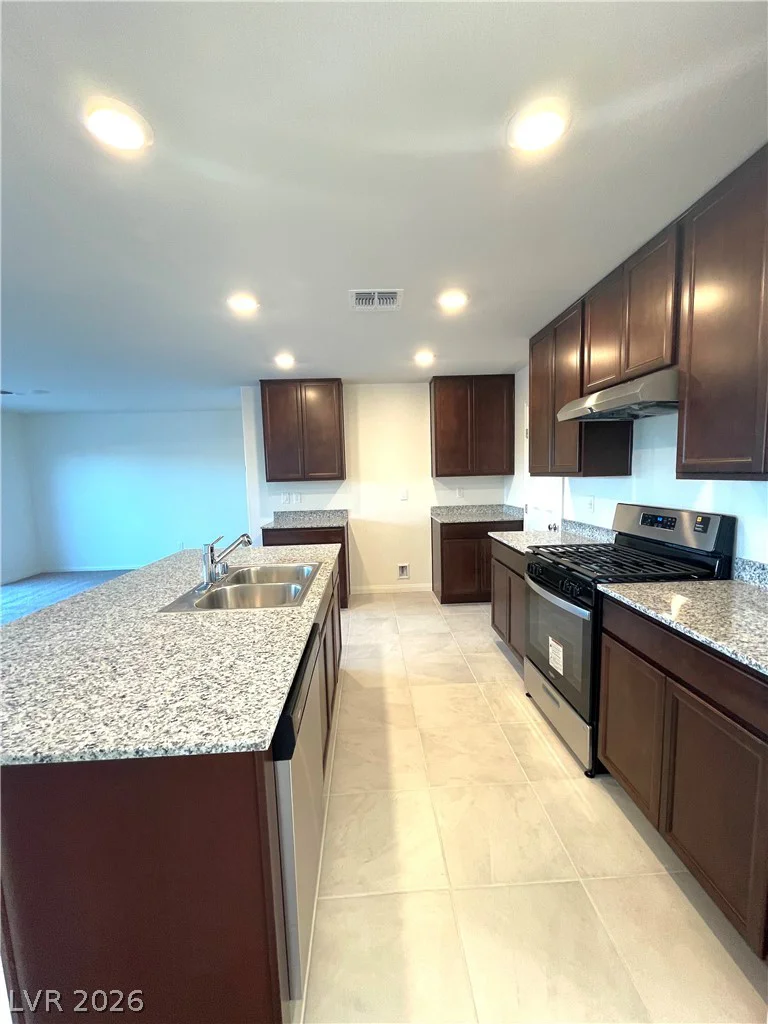 4056 Campeche, Las Vegas, NV 89121