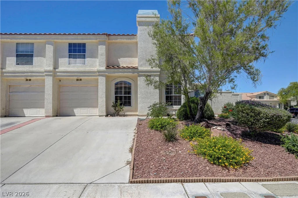 8012 Lisa Dawn, Las Vegas, NV 89147