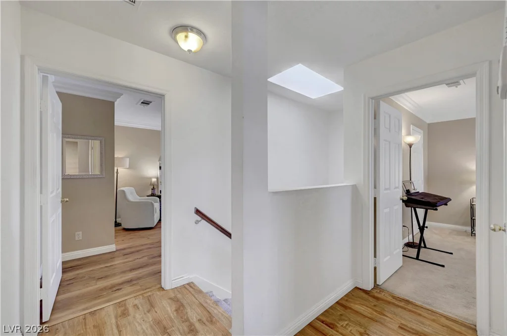 8012 Lisa Dawn, Las Vegas, NV 89147
