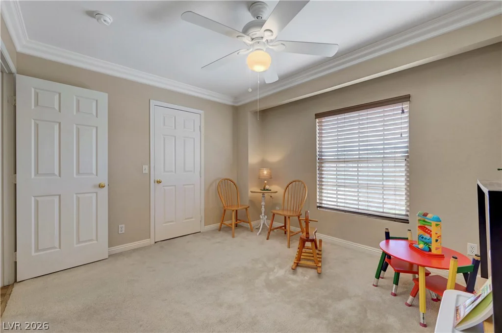 8012 Lisa Dawn, Las Vegas, NV 89147
