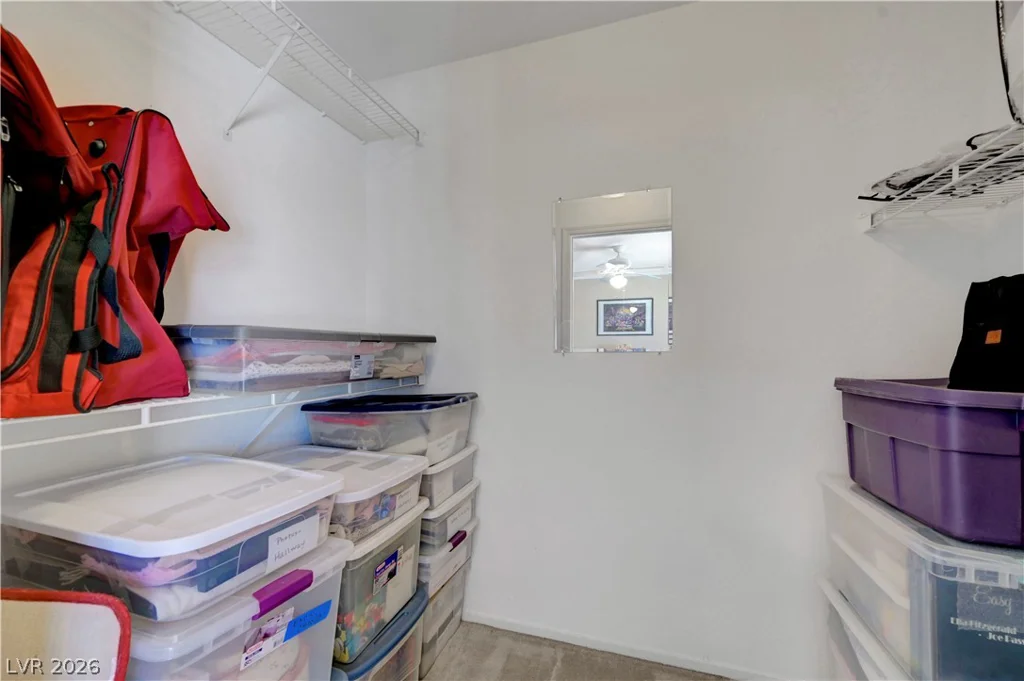 8012 Lisa Dawn, Las Vegas, NV 89147