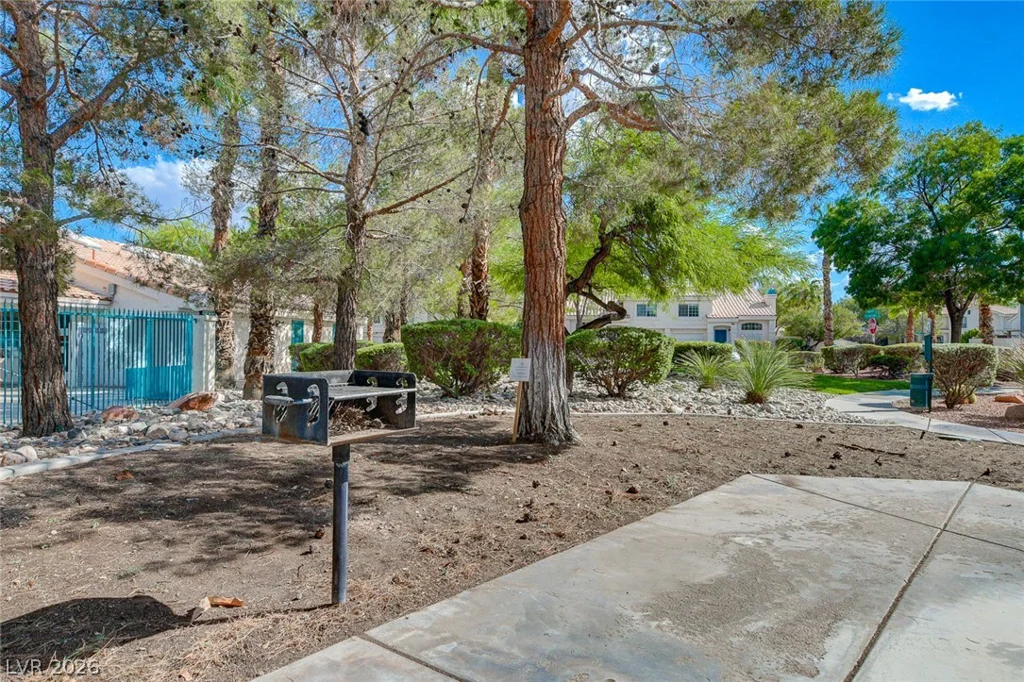8012 Lisa Dawn, Las Vegas, NV 89147