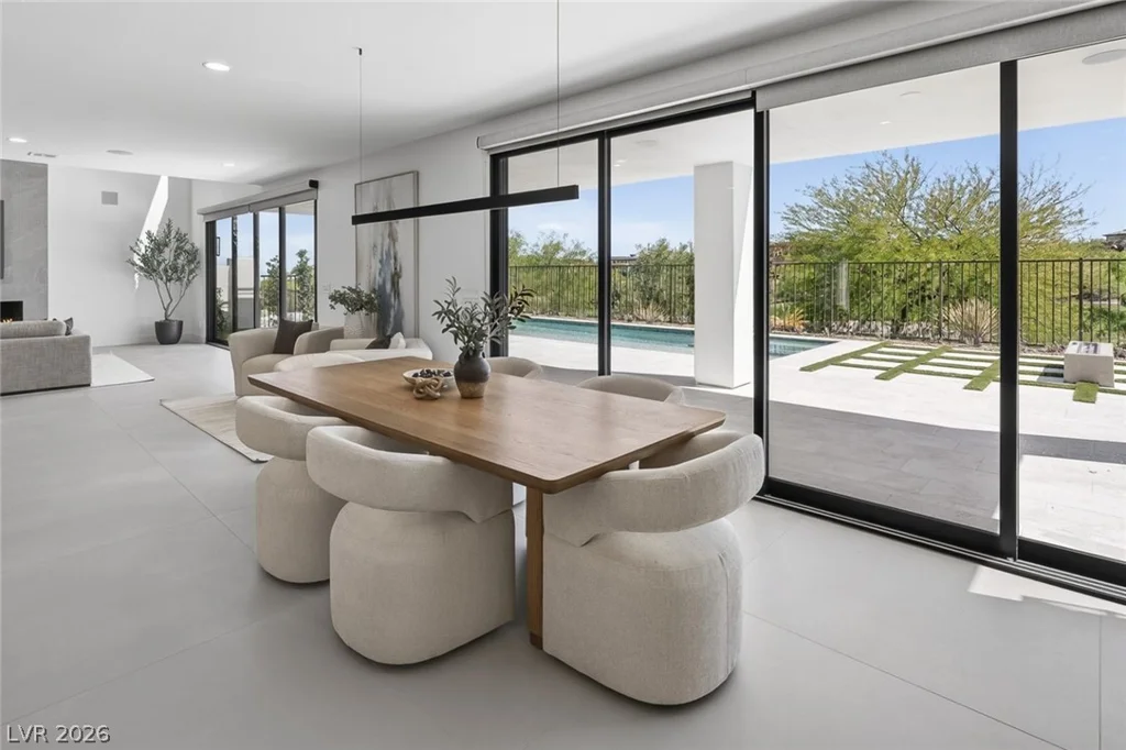 11523 Glowing Sunset, Las Vegas, NV 89135
