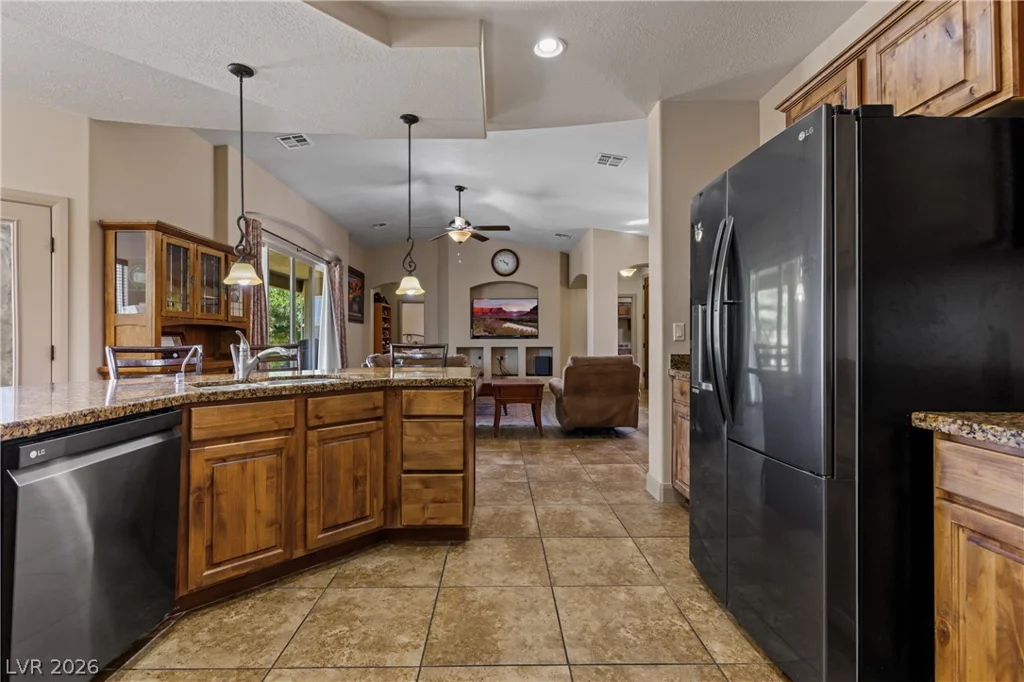 1003 Carrara, Mesquite, NV 89027