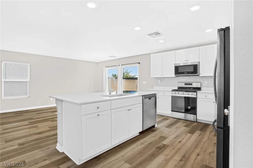 1411 Great Hollow, North Las Vegas, NV 89086