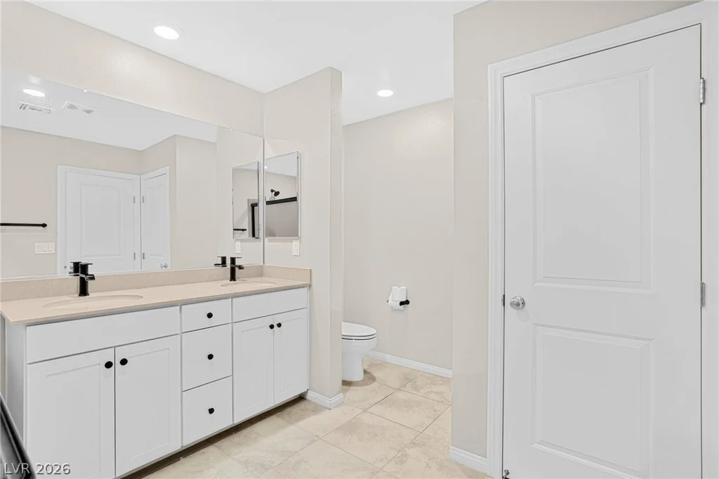 1411 Great Hollow, North Las Vegas, NV 89086