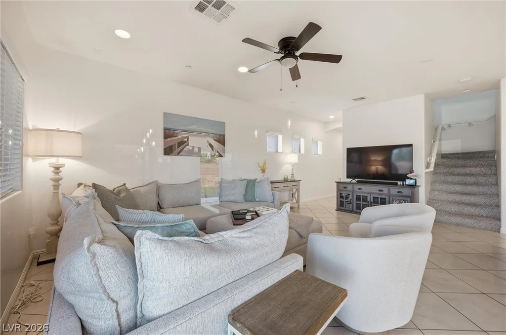 386 Layla Bay, Henderson, NV 89014