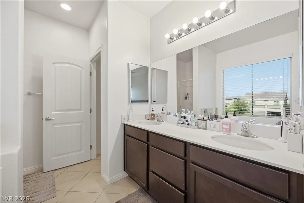 386 Layla Bay, Henderson, NV 89014