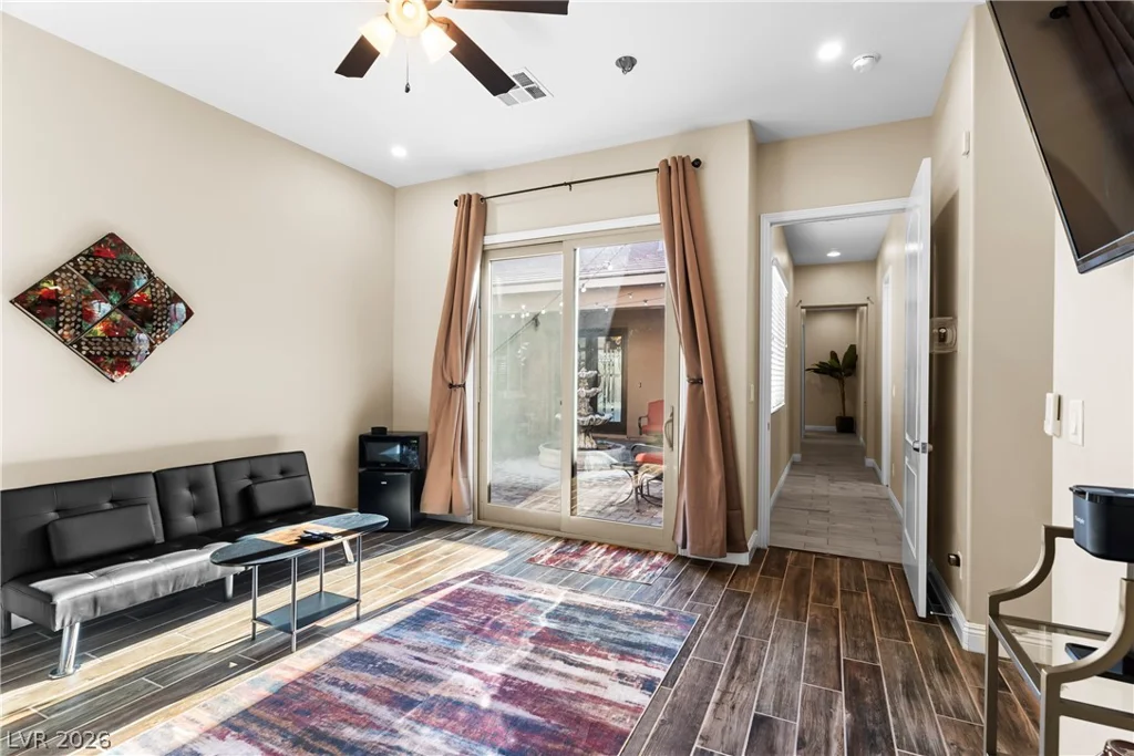 6589 Lyon Estates, Las Vegas, NV 89131
