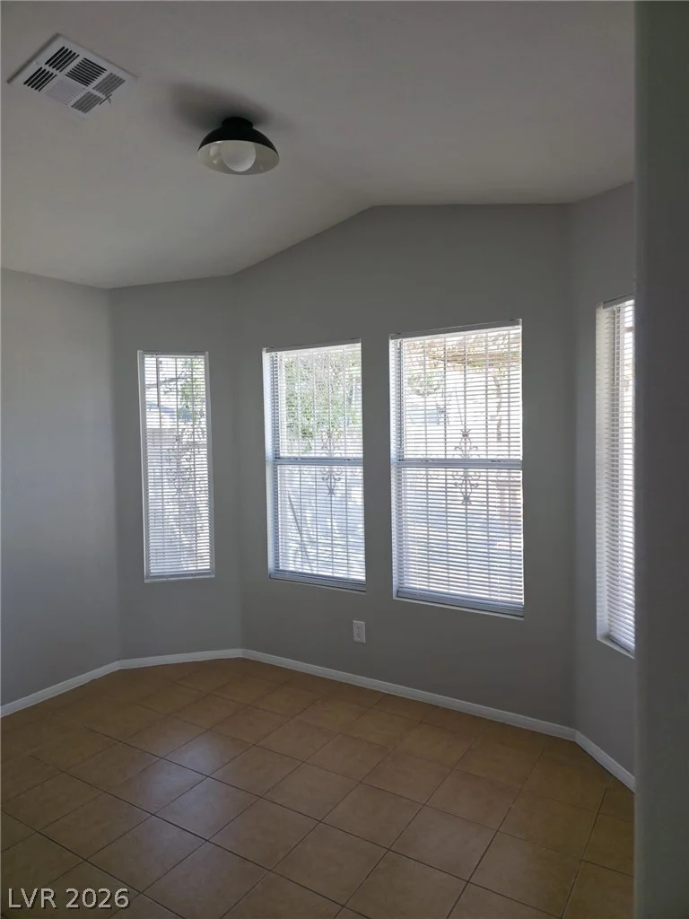 4320 Harris, Las Vegas, NV 89110