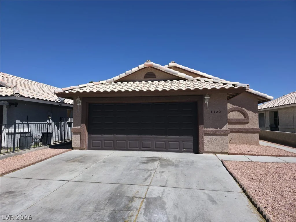 4320 Harris, Las Vegas, NV 89110