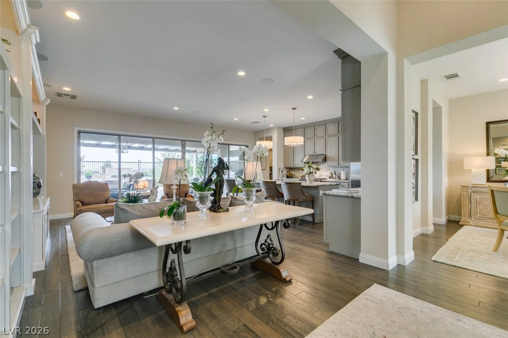 6842 Regency Crest, Las Vegas, NV 89148