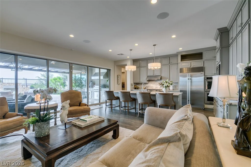 6842 Regency Crest, Las Vegas, NV 89148
