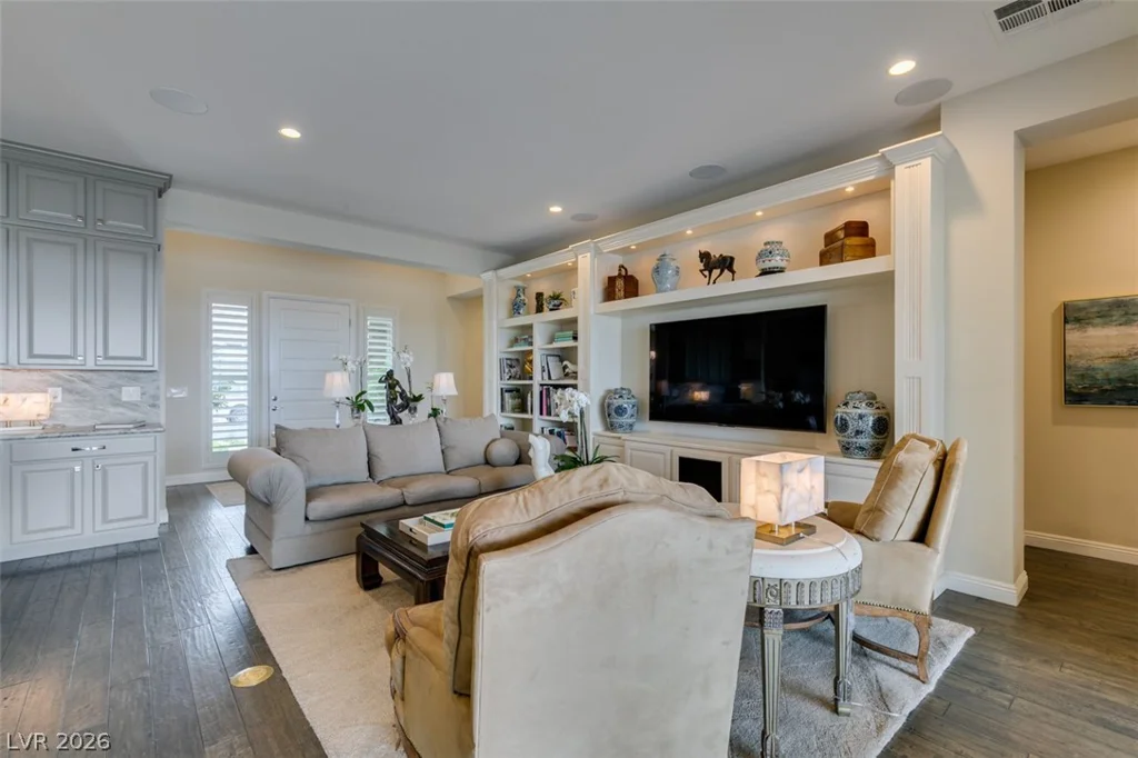 6842 Regency Crest, Las Vegas, NV 89148