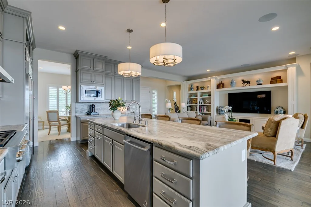 6842 Regency Crest, Las Vegas, NV 89148